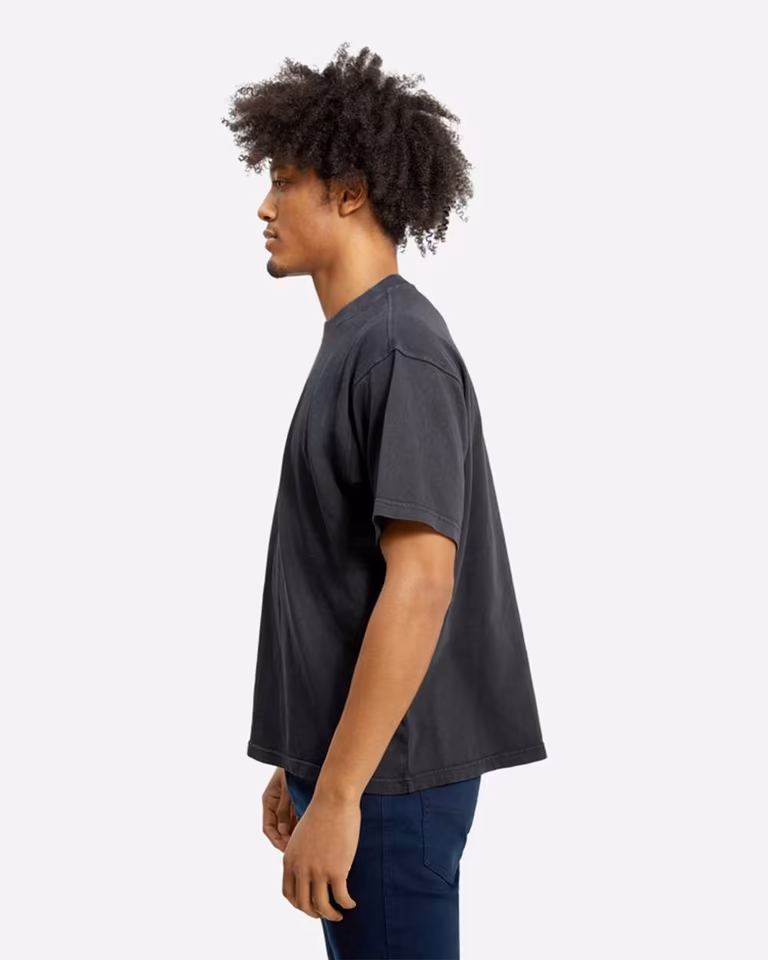 Unisex Urban Heavyweight Tee — Pigment Black
